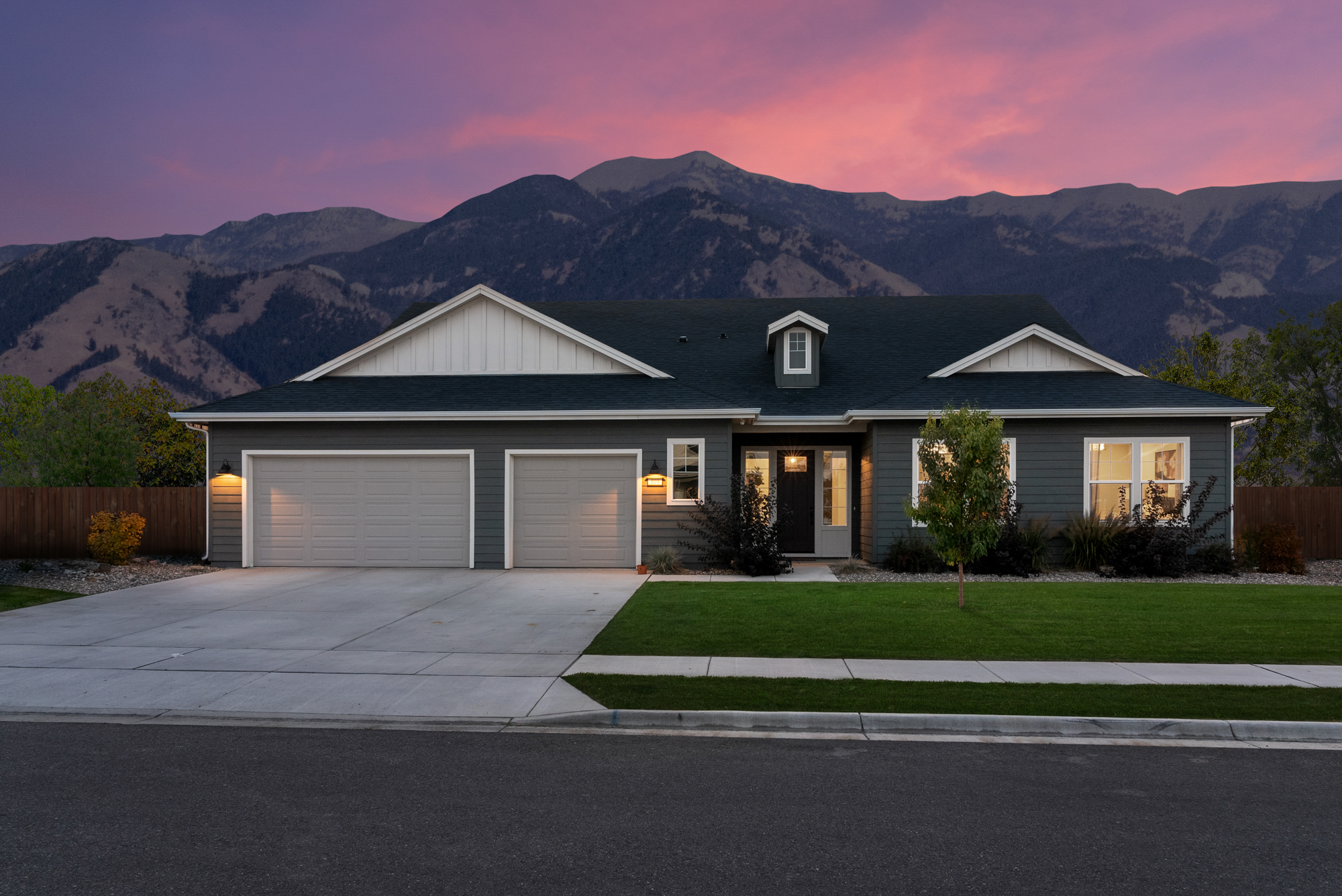 The front facade of a Morgan Series Plan 3 home in Prescott Ranch